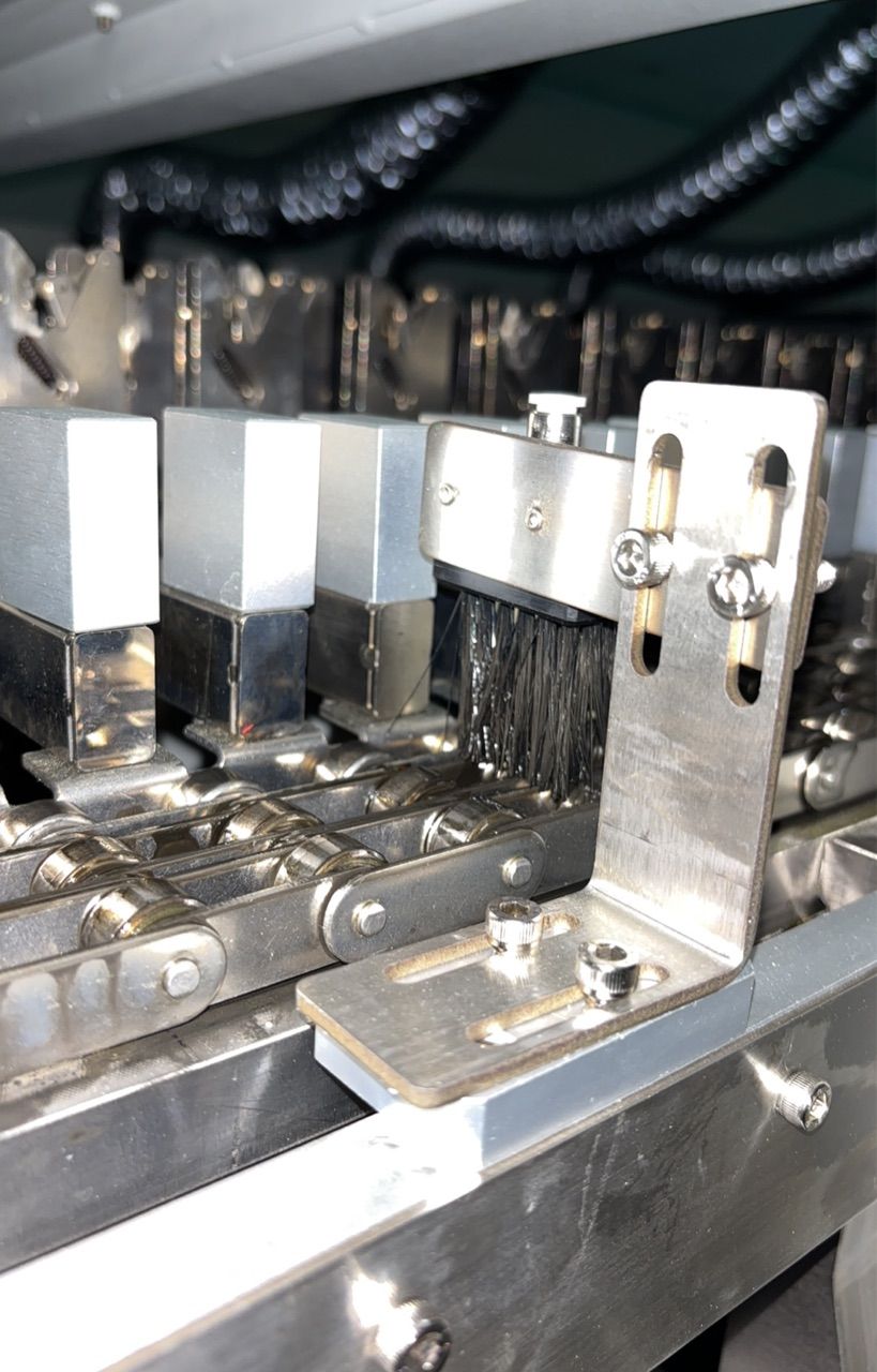 PCB baking tunnel oven chains and perfluoropolyether lubricants are a perfect match