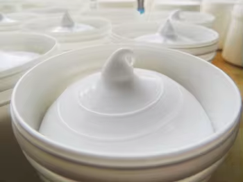 PFPE Grease Solution for Valves Handling Hydrogen Fluoride Gas